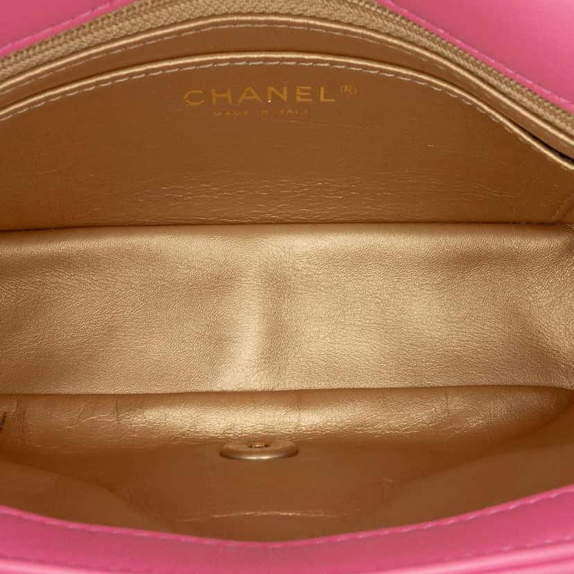 Chanel Mini Rectangular Classic Lambskin Pearl Crush Single Flap Pink Leather Good condition - Model View
