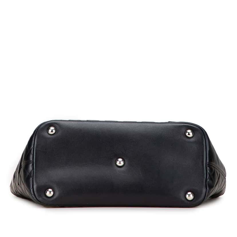 Chanel Large Lambskin Cambon Ligne Tote Black Leather Good condition - Inside View