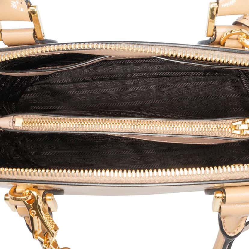 Prada Medium Saffiano Vernice Promenade Satchel Brown Leather Good condition - Model View