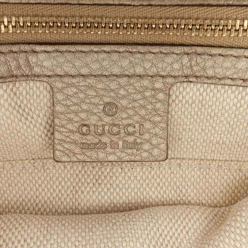 Gucci Medium Metallic Leather Soho Chain Flap Crossbody Gold Leather Good condition - Box View