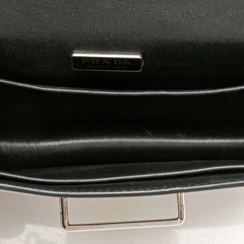 Prada Saffiano Trimmed Metallic Vitello Cahier Bag Brown Leather Good condition - Model View