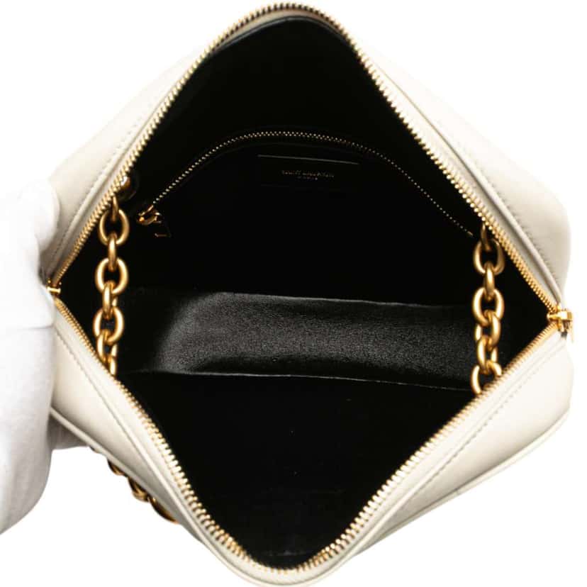 Saint Laurent Quilted Lambskin Le Maillon Chain Shoulder Bag White Leather Very good condition - Model View