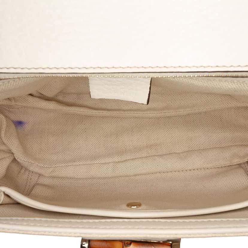 Gucci Medium GG Canvas New Bamboo Satchel White Canvas Fair condition - Model View