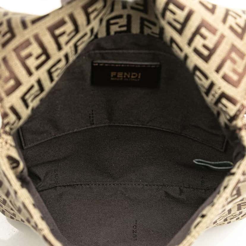 Fendi Zucchino Canvas Crossbody Brown Canvas Very good condition - Model View