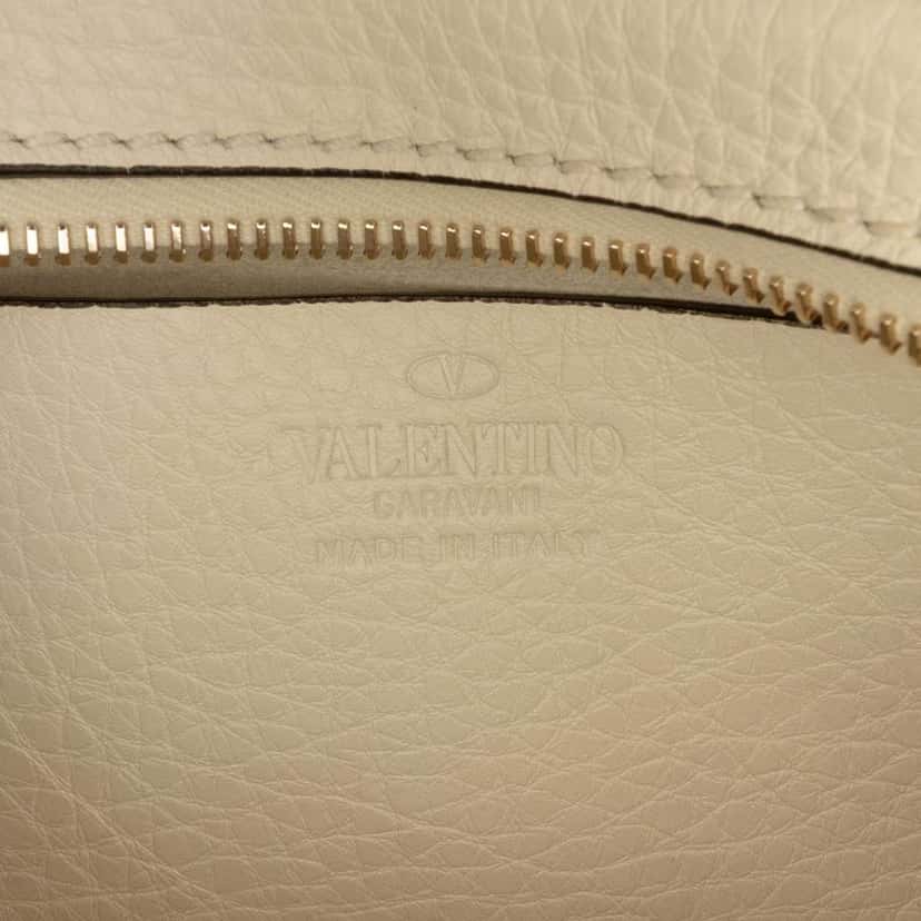 Valentino Grainy Calfskin Rockstud Camera Bag White Leather Good condition - Box View