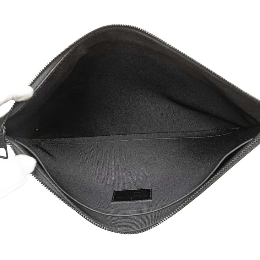 Louis Vuitton Taiga Rainbow Pochette A4 Black Leather Good condition - Model View