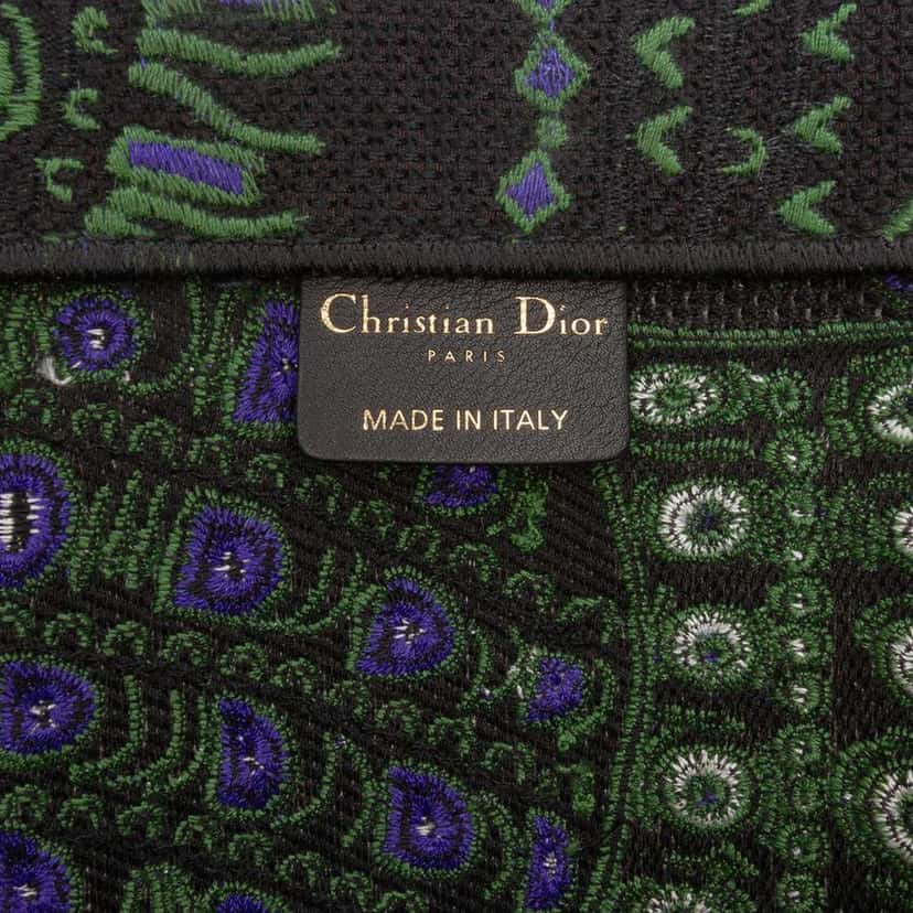 Dior Large Canvas Embroidered Elephant Book Tote Green Canvas Good condition - Box View