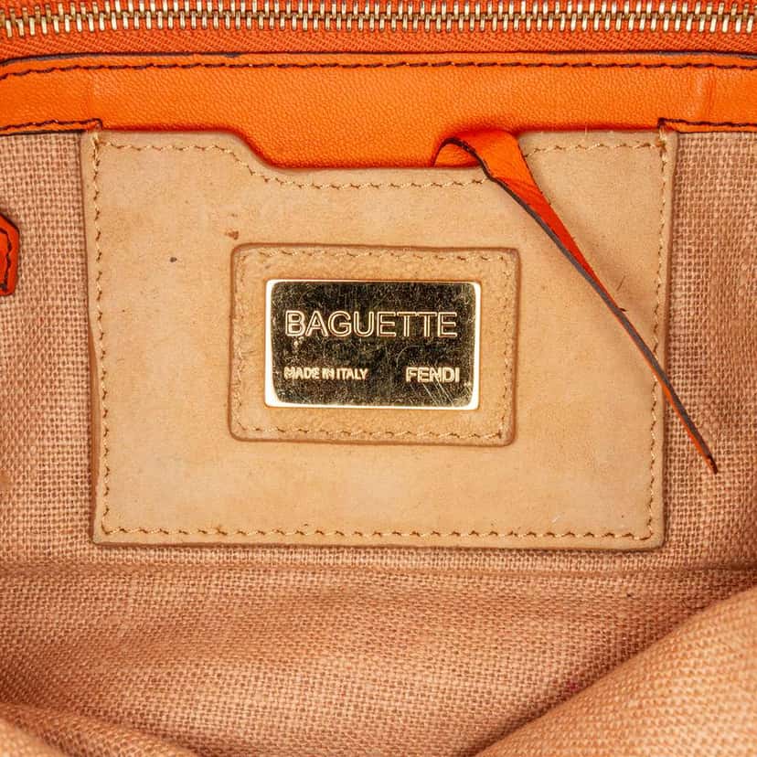Fendi Leather Baguette Satchel Orange Leather Good condition - Box View