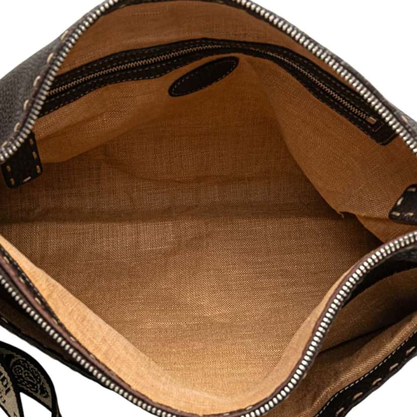 Fendi Leather Selleria Crossbody Brown Leather Good condition - Model View