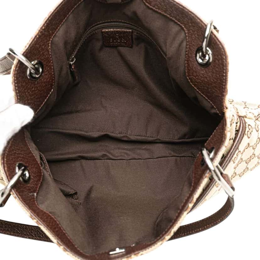 Gucci GG Canvas Eclipse Shoulder Bag Brown Canvas Good condition - Model View