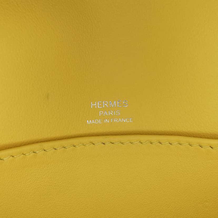 Hermès Chevre Mysore Geta Yellow Leather Good condition - Box View