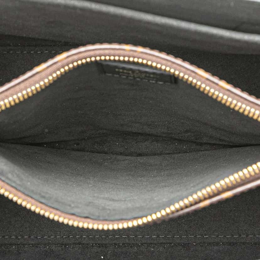Louis Vuitton Monogram Flower Tote Brown Canvas Good condition - Model View