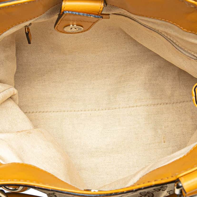 Gucci Medium GG Canvas Sukey Tote Brown Canvas Good condition - Model View