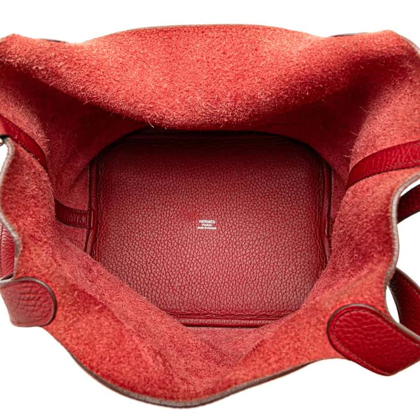 Hermès Clemence Picotin Lock 22 Red Leather Good condition - Model View