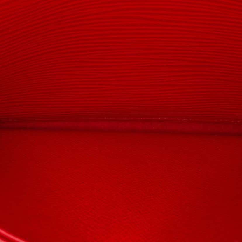 Louis Vuitton Epi Pochette Felicie Red Leather Good condition - Model View