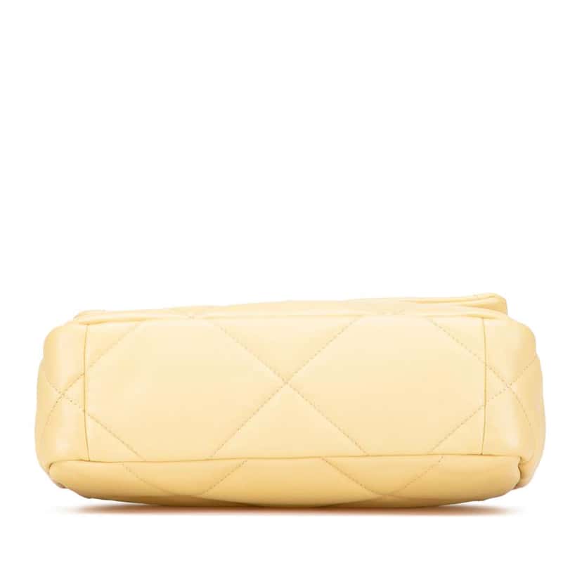 Chanel Medium Lambskin 19 Flap Yellow Leather Good condition - Inside View