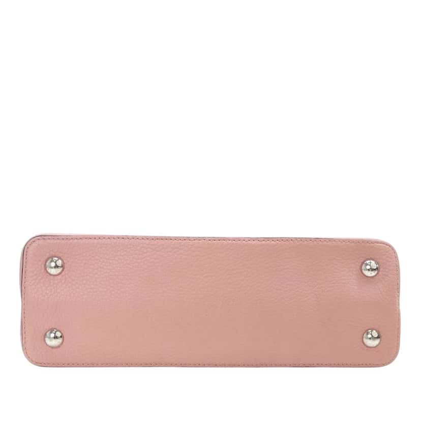Louis Vuitton Taurillon Capucines PM Pink Leather Good condition - Model View