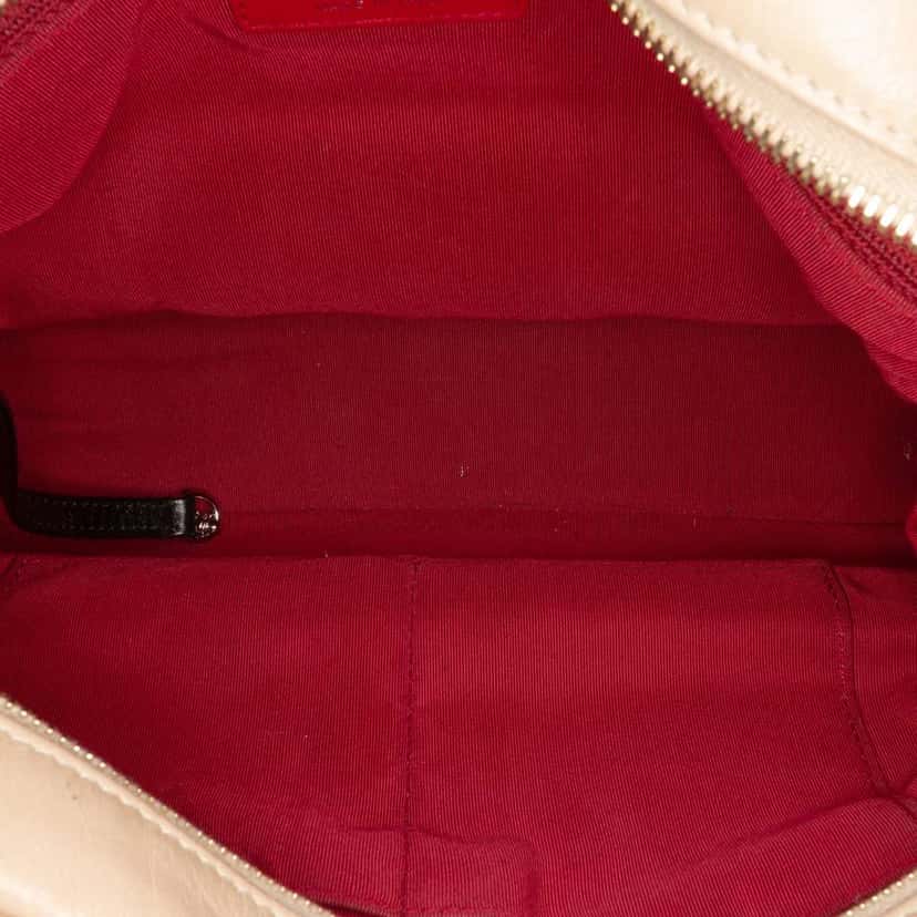 Chanel Large Aged Calfskin Gabrielle Crossbody Brown Leather Very good condition - Model View