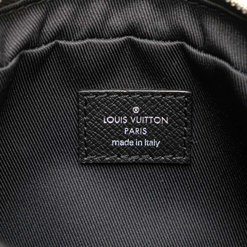 Louis Vuitton Monogram Taigarama Outdoor Bumbag Black Good condition - Box View
