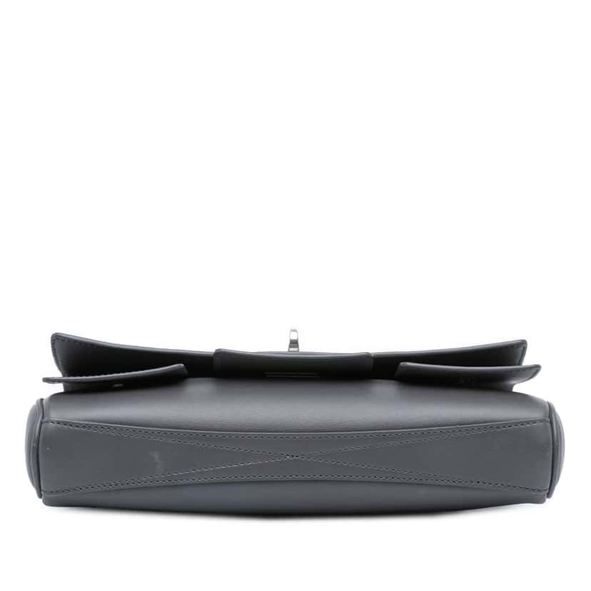 Balenciaga Small Smooth Calfskin Bel Air Clutch On Strap Grey Leather Good condition - Inside View