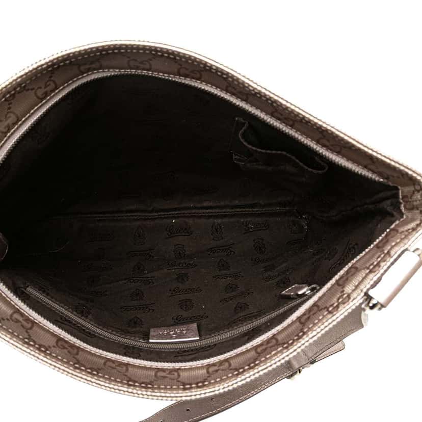 Gucci GG Imprime Crossbody Gold Canvas Good condition - Model View