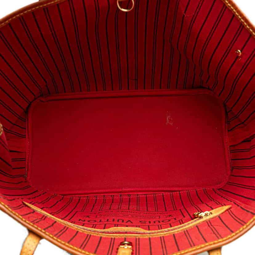 Louis Vuitton Monogram Neverfull MM Brown Good condition - Model View
