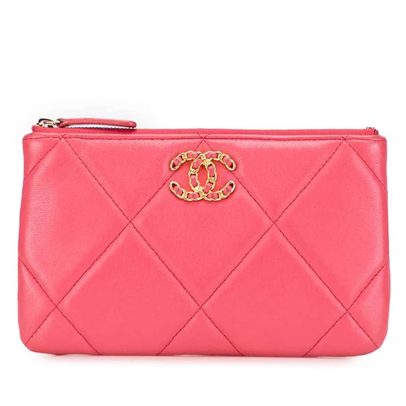 Chanel Small Lambskin 19 O Case Pouch Pink Leather Good condition - Front View