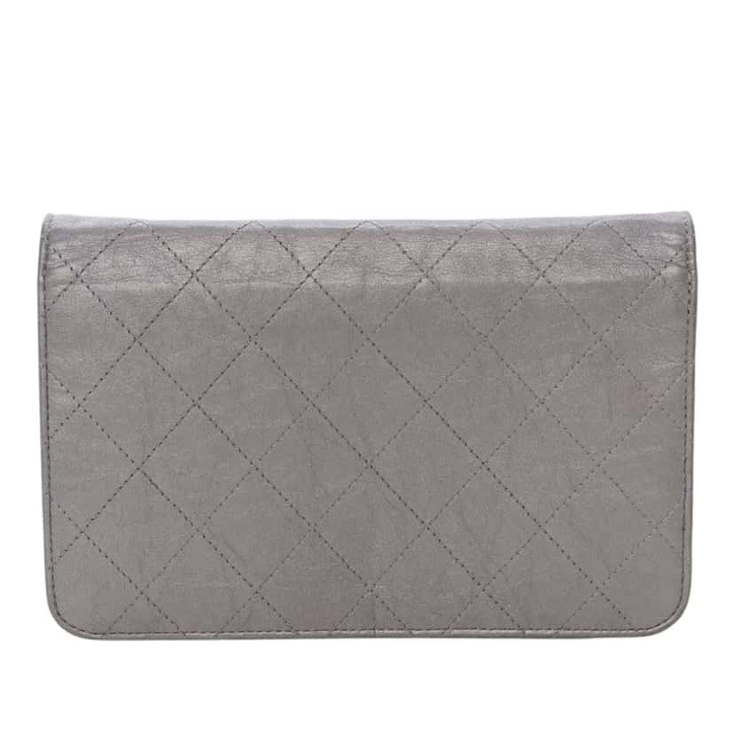 Chanel CC Quilted Aged Calfskin Wallet On Chain Silver Leather Good condition - Inside View