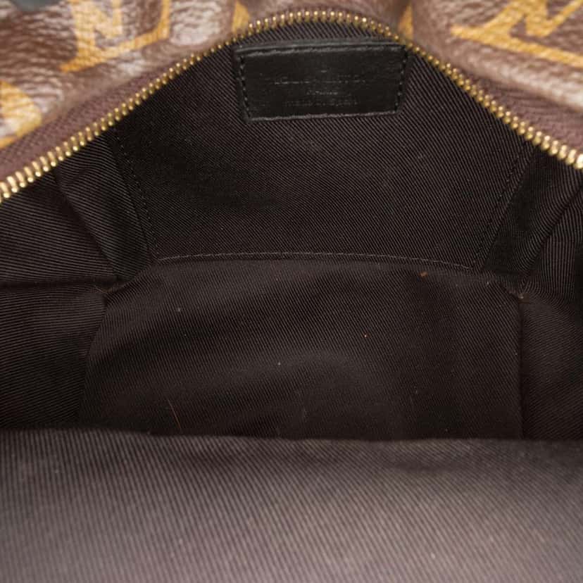 Louis Vuitton Monogram Mini Palm Springs Brown Good condition - Model View