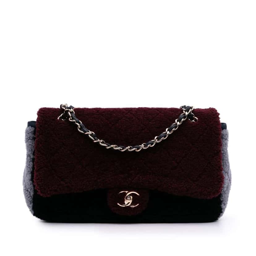 Chanel Medium Quilted Shearling Single Flap Red Very good condition - Front View