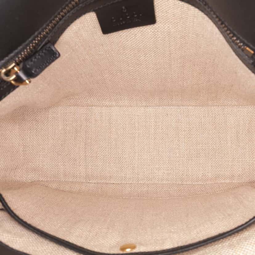 Gucci Medium Leather Lady Web Crossbody Black Leather Good condition - Model View