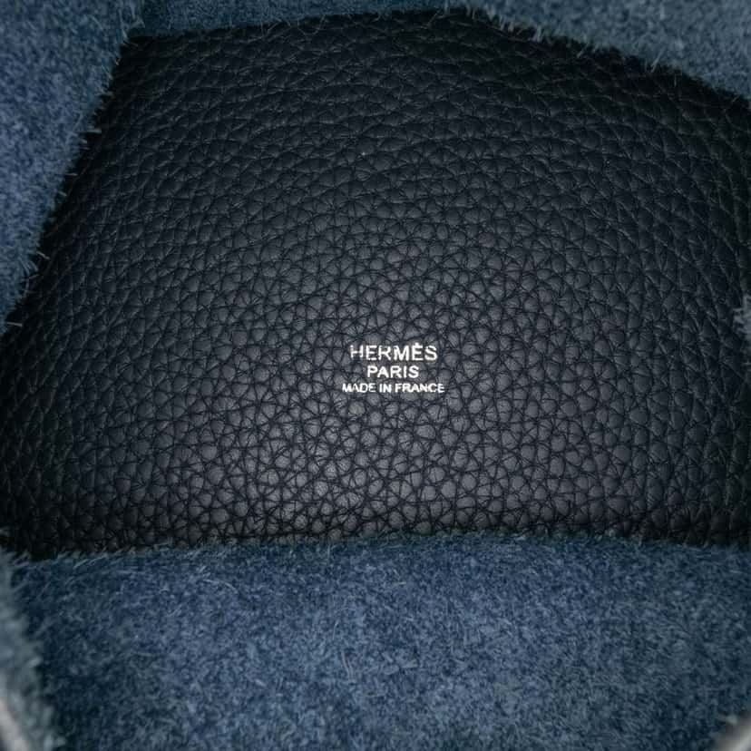 Hermès Clemence Picotin Lock 22 Blue Leather Good condition - Box View