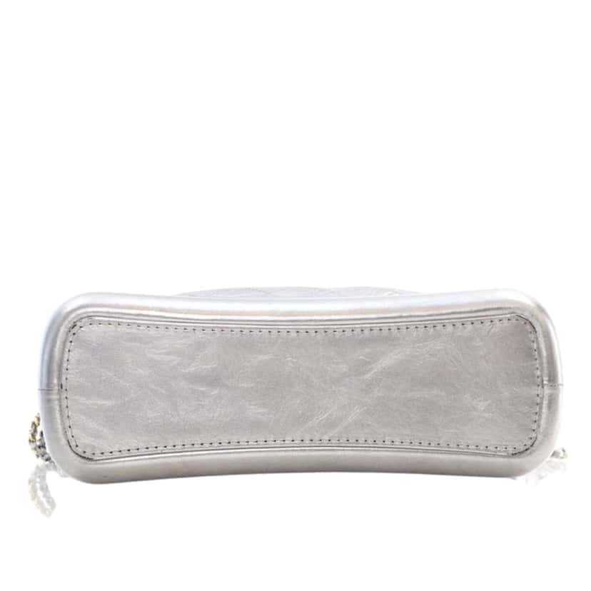 Chanel Medium Metallic Aged Calfskin Gabrielle Crossbody Silver Leather Good condition - Inside View