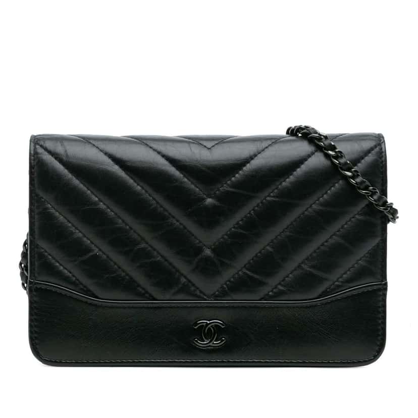 Chanel Chevron Aged Calfskin Gabrielle Wallet On Chain Black Leather Good condition - Front View