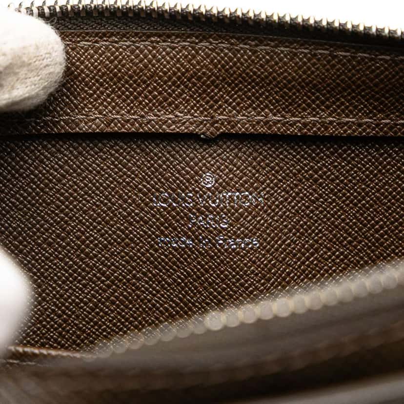 Louis Vuitton Taiga Pochette Baikal Brown Leather Good condition - Box View