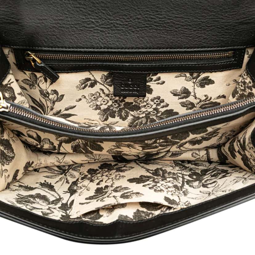 Gucci Calfskin Animalier Shoulder Bag Black Leather Good condition - Model View