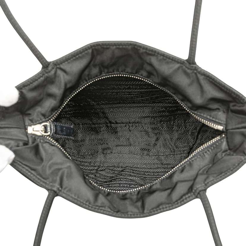 Prada Spazzolato Trimmed Tessuto Tote Black Good condition - Model View