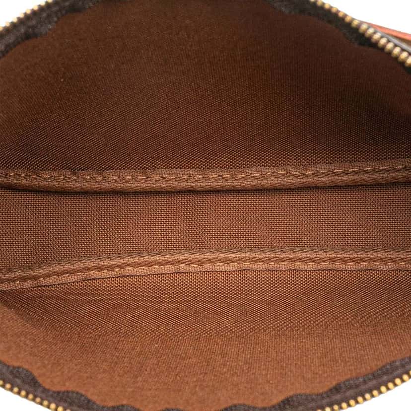 Louis Vuitton Monogram Pochette Accessoires Brown Good condition - Model View