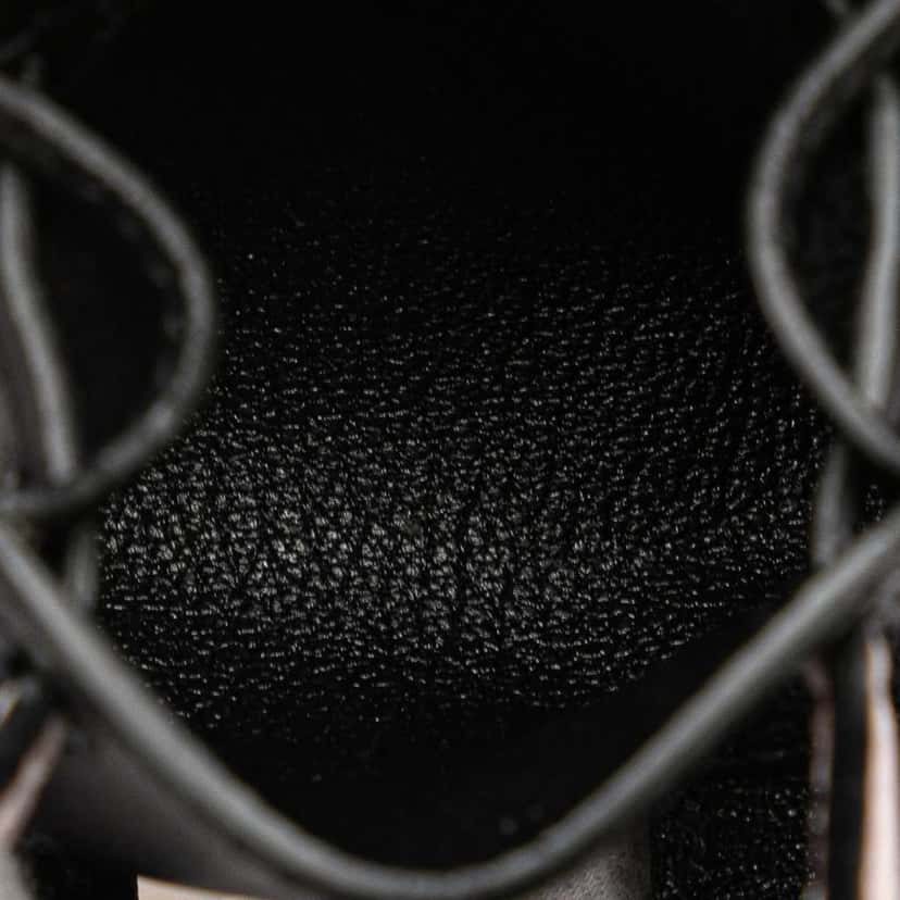 Hermès Swift Kelly Doll Bag Charm Black Leather Good condition - Model View