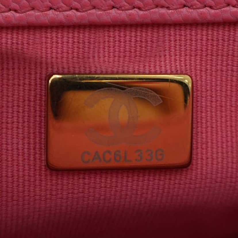 Chanel Mini Quilted Caviar CC Messenger Flap Pink Leather Good condition - Box View