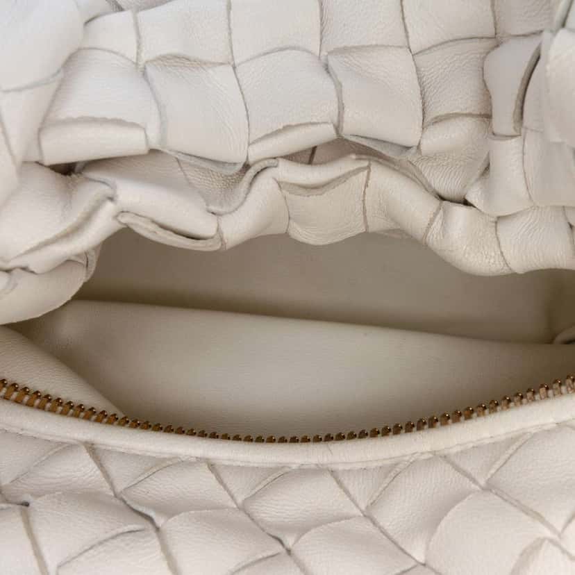 Bottega Veneta Mini Nappa Intrecciato Jodie White Leather Good condition - Model View