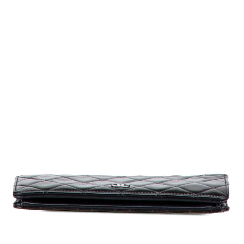 Chanel CC Quilted Patent L Yen Bifold Wallet Black Leather Good condition - Inside View