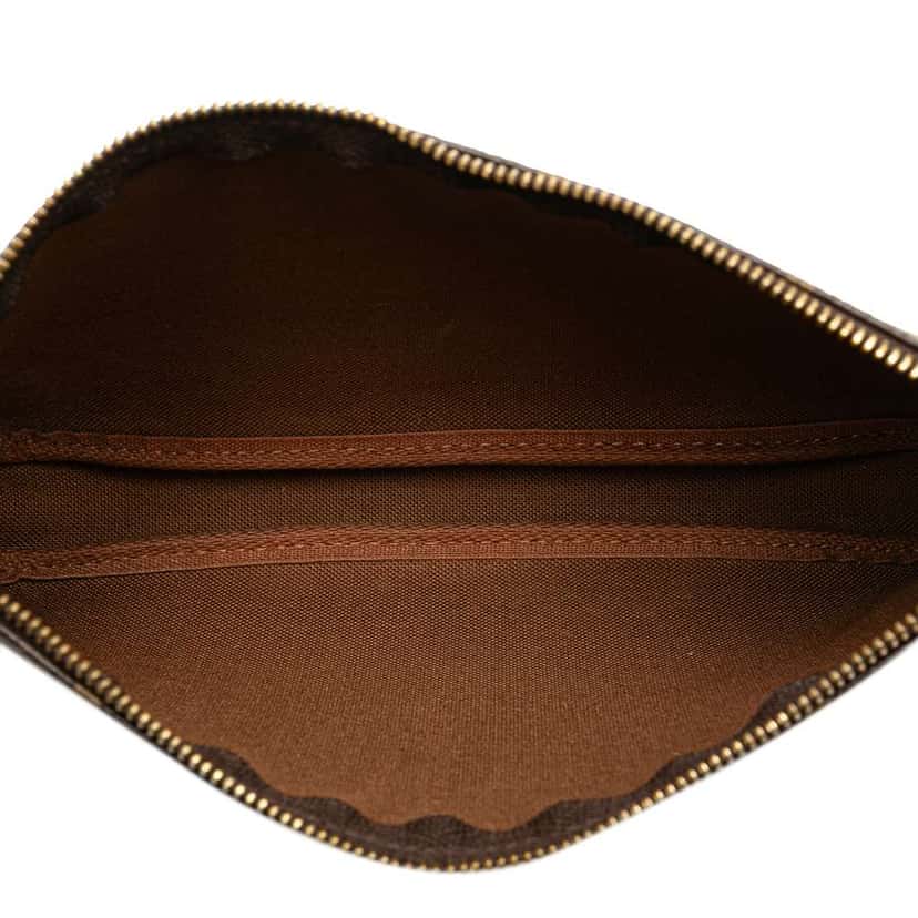 Louis Vuitton Monogram Pochette Accessoires Brown Canvas Good condition - Model View
