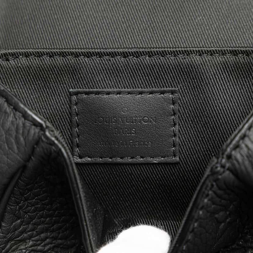 Louis Vuitton Monogram Taurillon Pico S Lock Black Leather Good condition - Box View