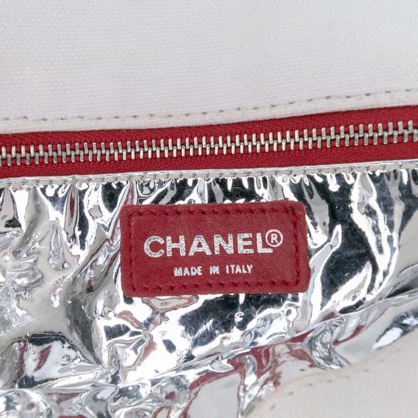 Chanel CC Canvas and Metallic Lambskin No. 5 Chain Flap White Canvas Good condition - Box View