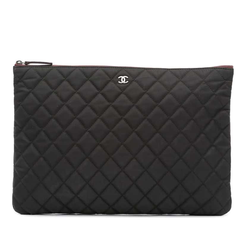 Chanel Large Quilted Nylon O Case Clutch Black Good condition - Front View