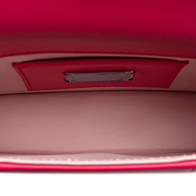 Bvlgari Small Leather Square Serpenti Forever Chain Crossbody Pink Leather Good condition - Model View
