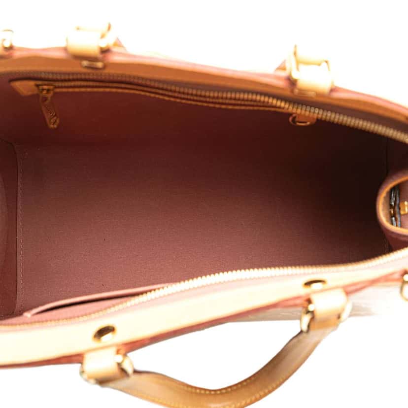 Louis Vuitton Monogram Vernis Brea MM Brown Leather Good condition - Model View