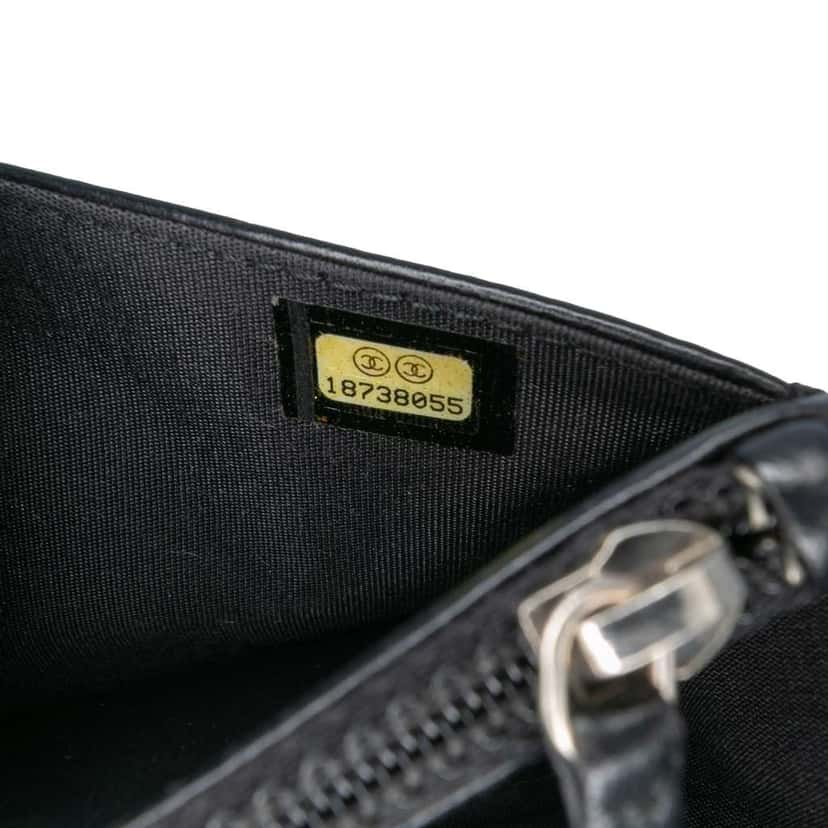 Chanel CC Quilted Lambskin Diamond Wallet On Chain Black Leather Good condition - Box View