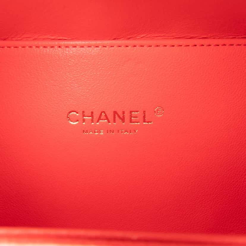 Chanel Small Tricolor Caviar CC Filigree Vanity Case Orange Leather Good condition - Box View